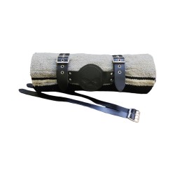 cinghie porta coperta in pelle con teschio centrale per moto custom